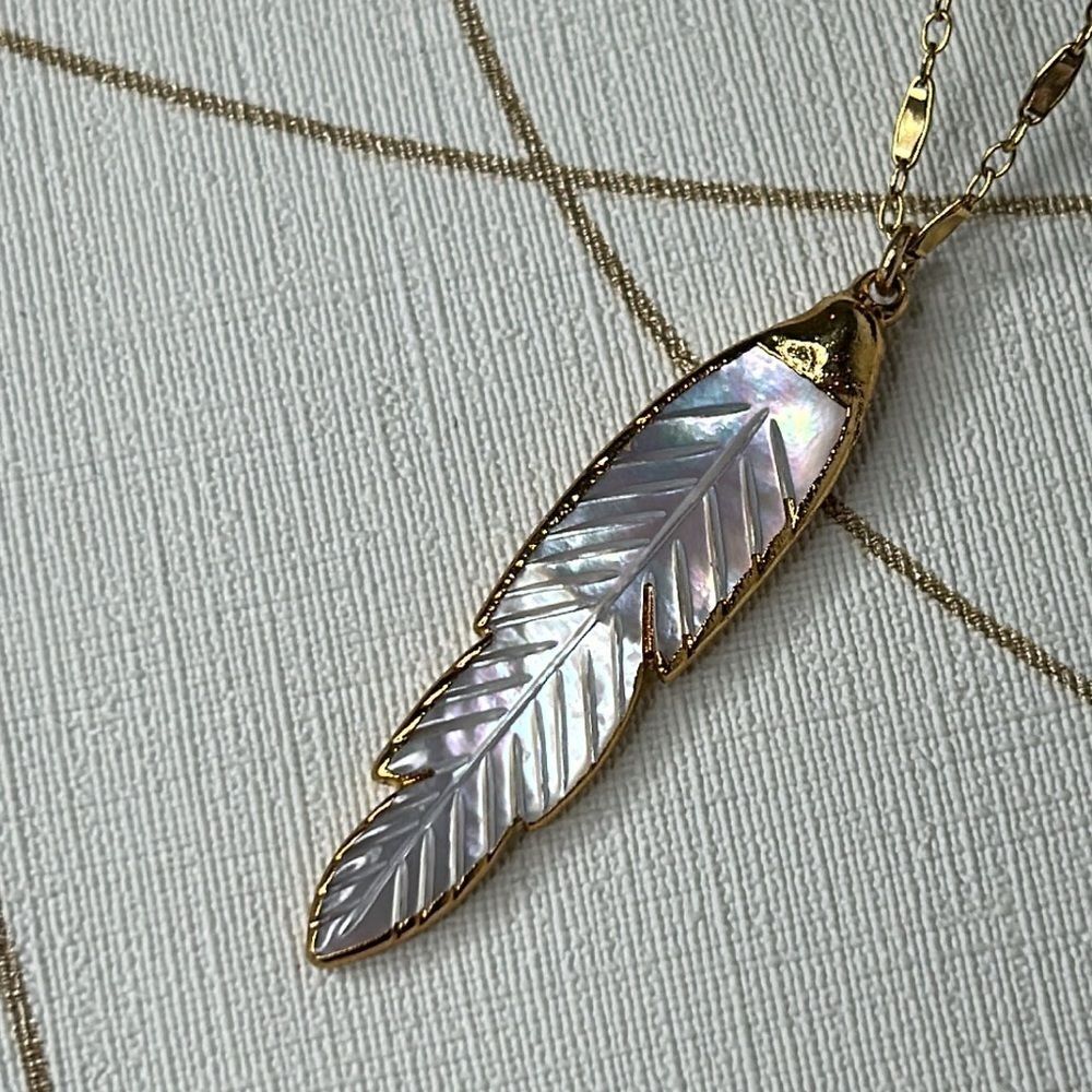 Mother of Pearl And Gold-filled Feather Necklace, 20’ - Picture 2 of 6